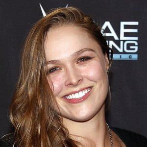 robda rousey nude|Ronda Rousey Nude Pussy (15 Photos)